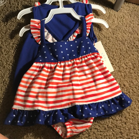 Little girl out fit - Picture 2 of 2